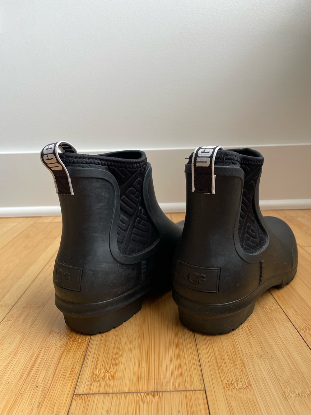 UGG Chevonne Matte Black Chelsea Rain Booties - Picture 2 of 5